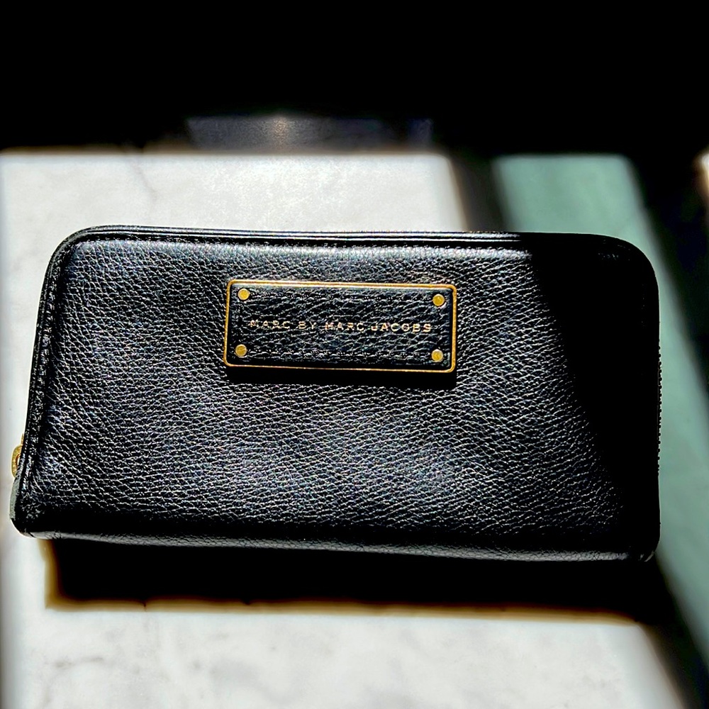 Authentic Marc Jacob wallet